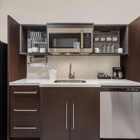 Home2 Suites By Hilton Cedar Rapids Westdale Esterno foto