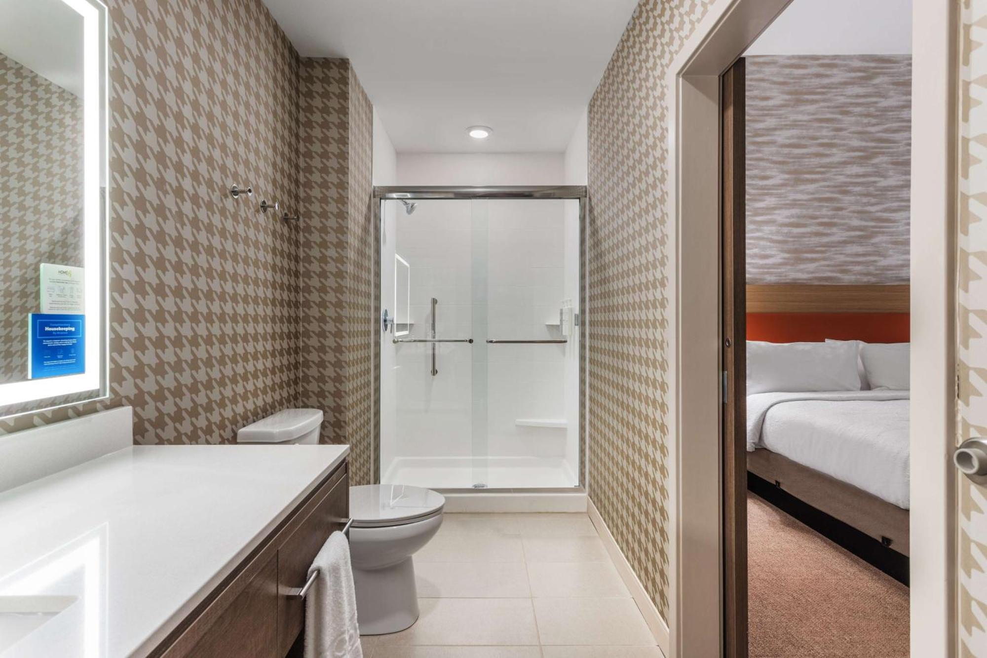 Home2 Suites By Hilton Cedar Rapids Westdale Esterno foto