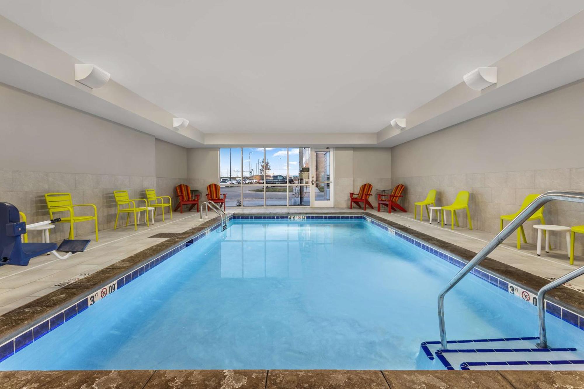 Home2 Suites By Hilton Cedar Rapids Westdale Esterno foto